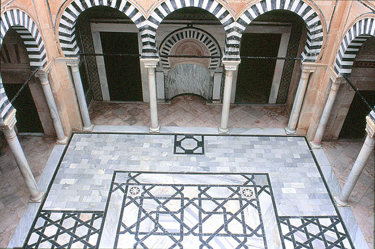 �K���A�[�j