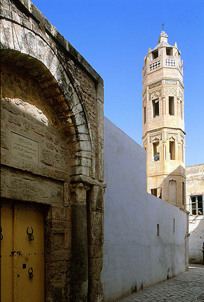 �U�[�E�B��