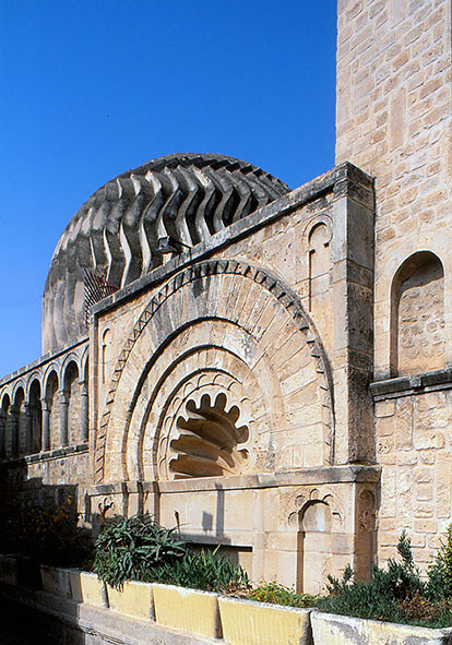 �U�[�E�B��