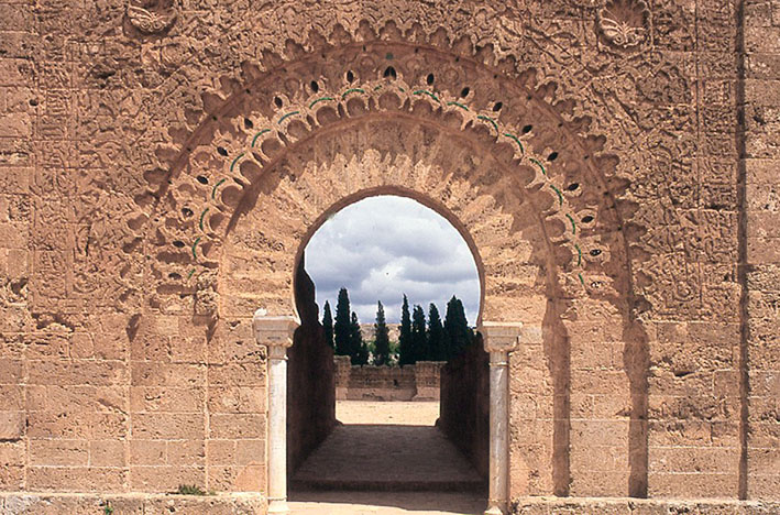 �}���X�[��